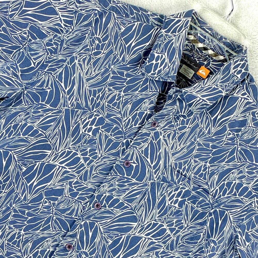 Quiksilver Linen Hawaiian Camp Shirt Mens M Blue Floral AOP Preppy Beach Y2K